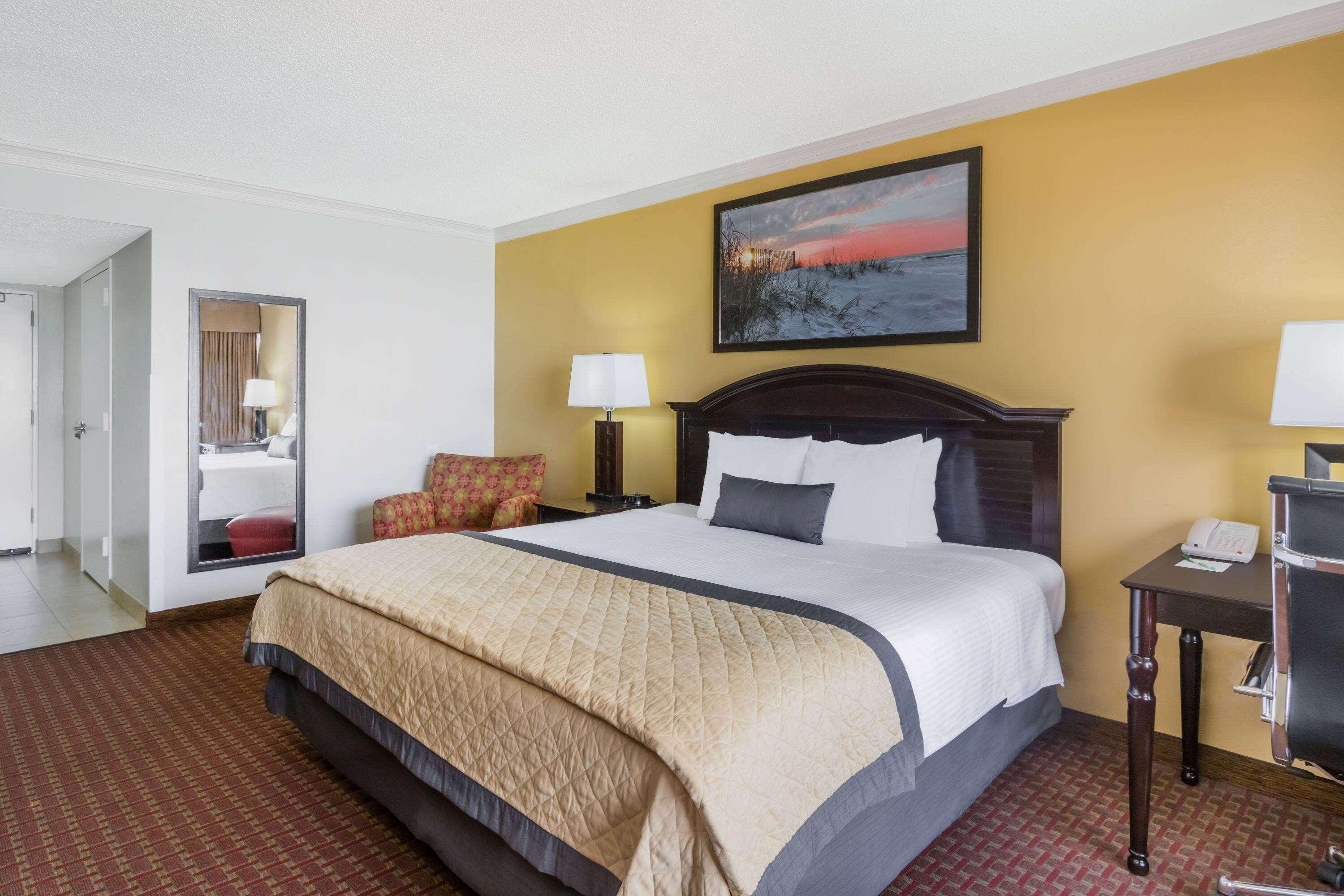 Wyndham Garden Fort Walton Beach Destin מראה חיצוני תמונה