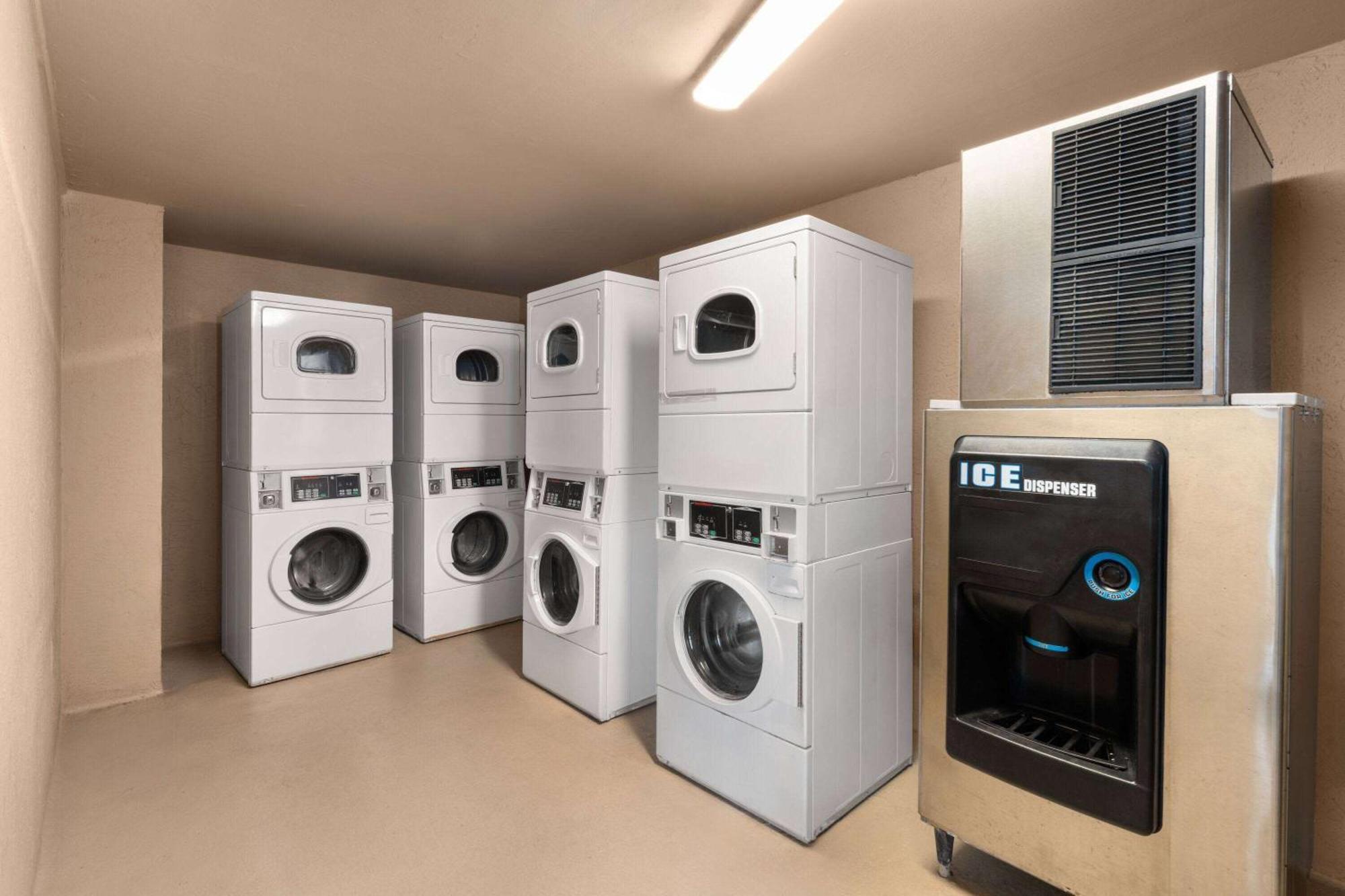 Wyndham Garden Fort Walton Beach Destin מראה חיצוני תמונה