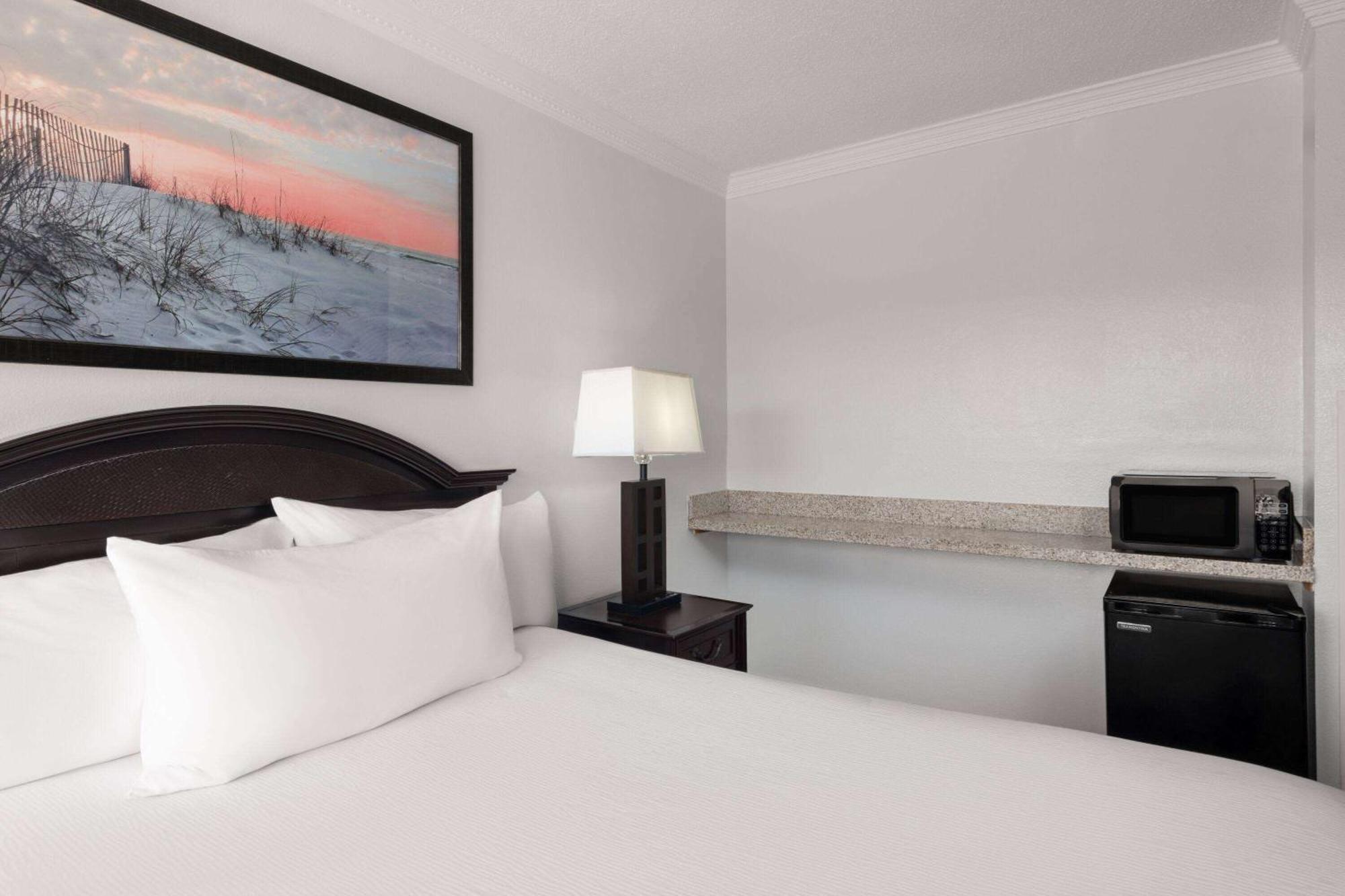 Wyndham Garden Fort Walton Beach Destin מראה חיצוני תמונה